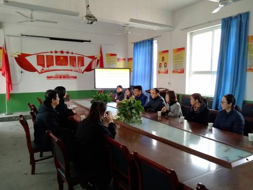 2018-11-14 BB贝博艾弗森去东党初级中学扶贫收条IMG_20181114_115111